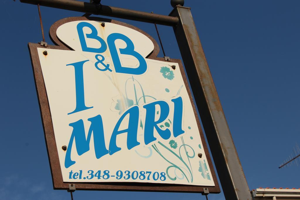 B&B I Mari Torpè Екстериор снимка